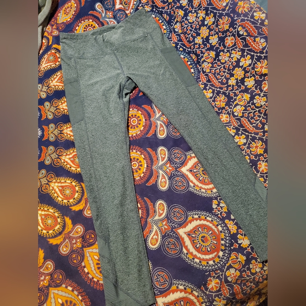Mondetta workout tights